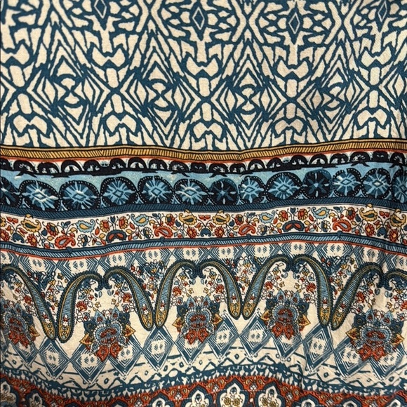 Carre Noir  Bohemian Patterned Dress with Tassels - Picture 4 of 6